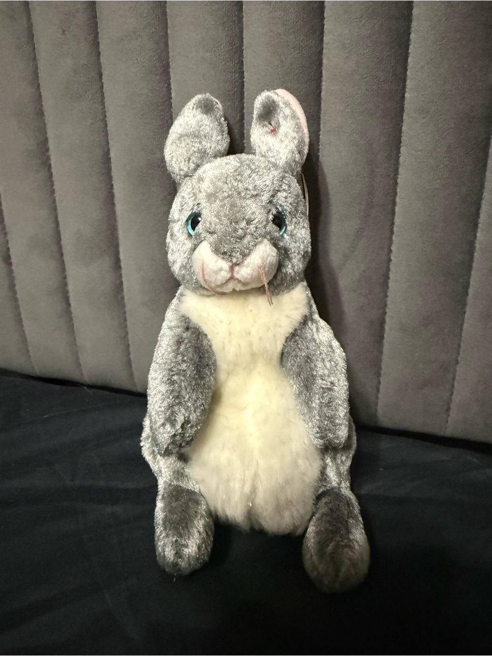 TY Beanie Baby Hopper Gray Bunny Rabbit Plush 2000 Retired